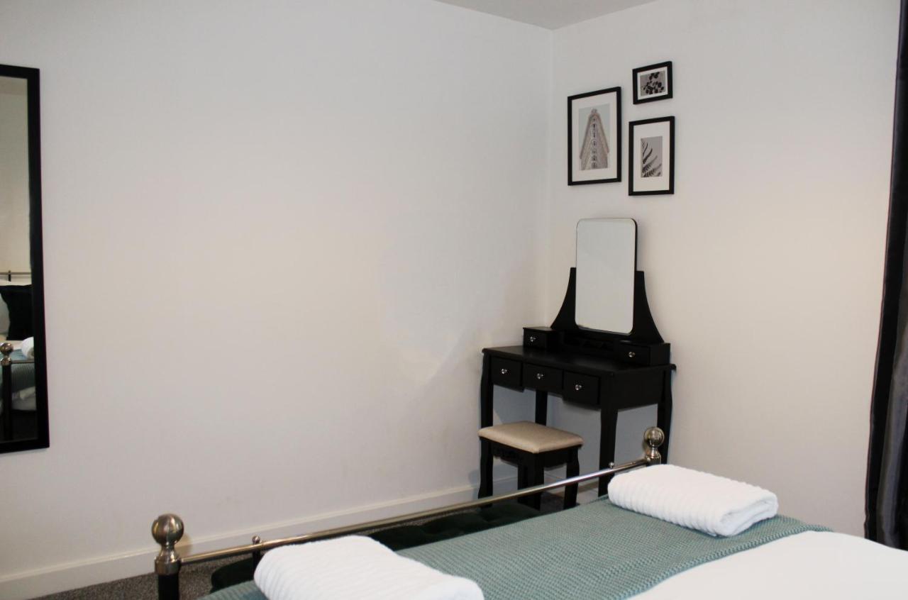 Didcot - Private Flat With Garden & Parking 08 Apartment Bagian luar foto