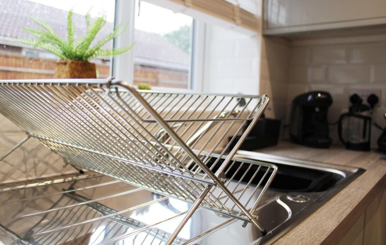 Didcot - Private Flat With Garden & Parking 08 Apartment Bagian luar foto
