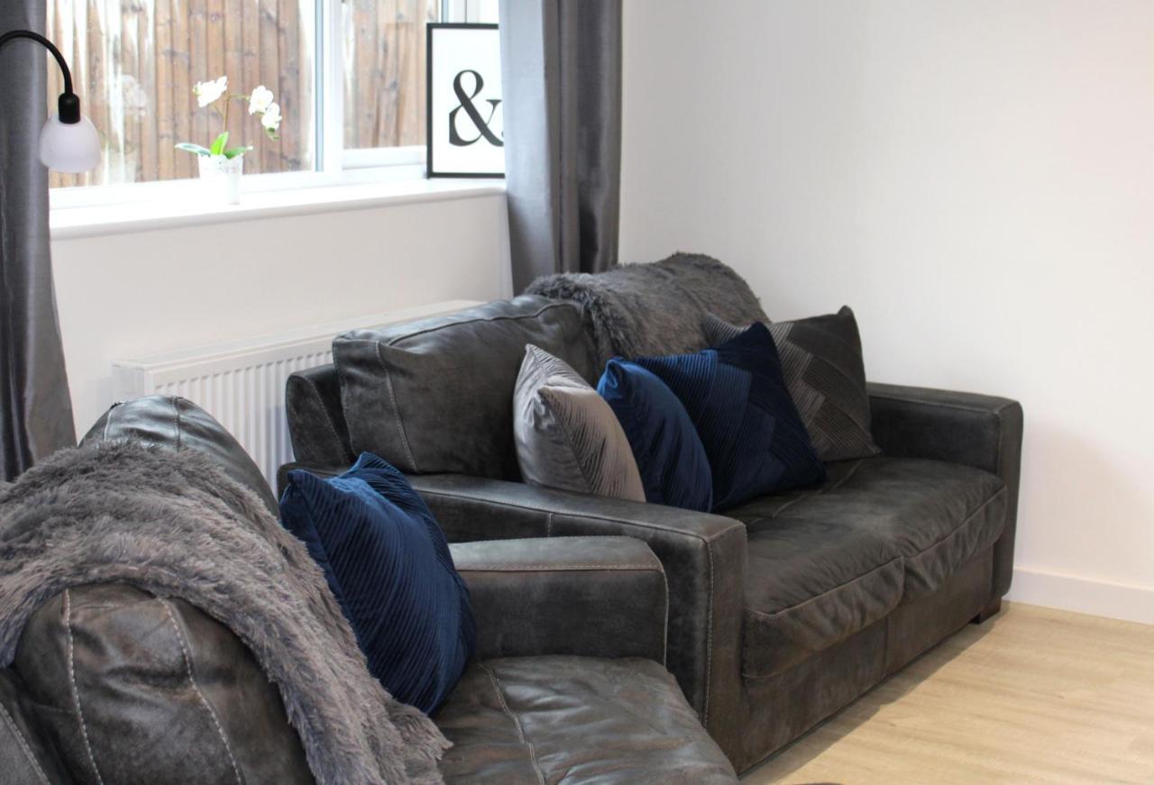 Didcot - Private Flat With Garden & Parking 08 Apartment Bagian luar foto
